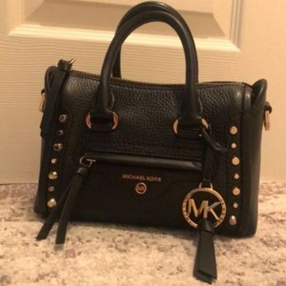 Michael Kors black CARINE NWT - Picture 1 of 1